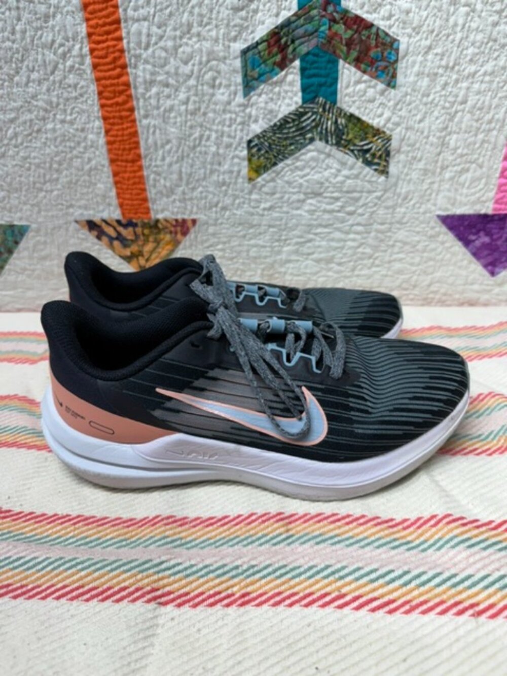Nike Winflo 09 Woman's Size 8